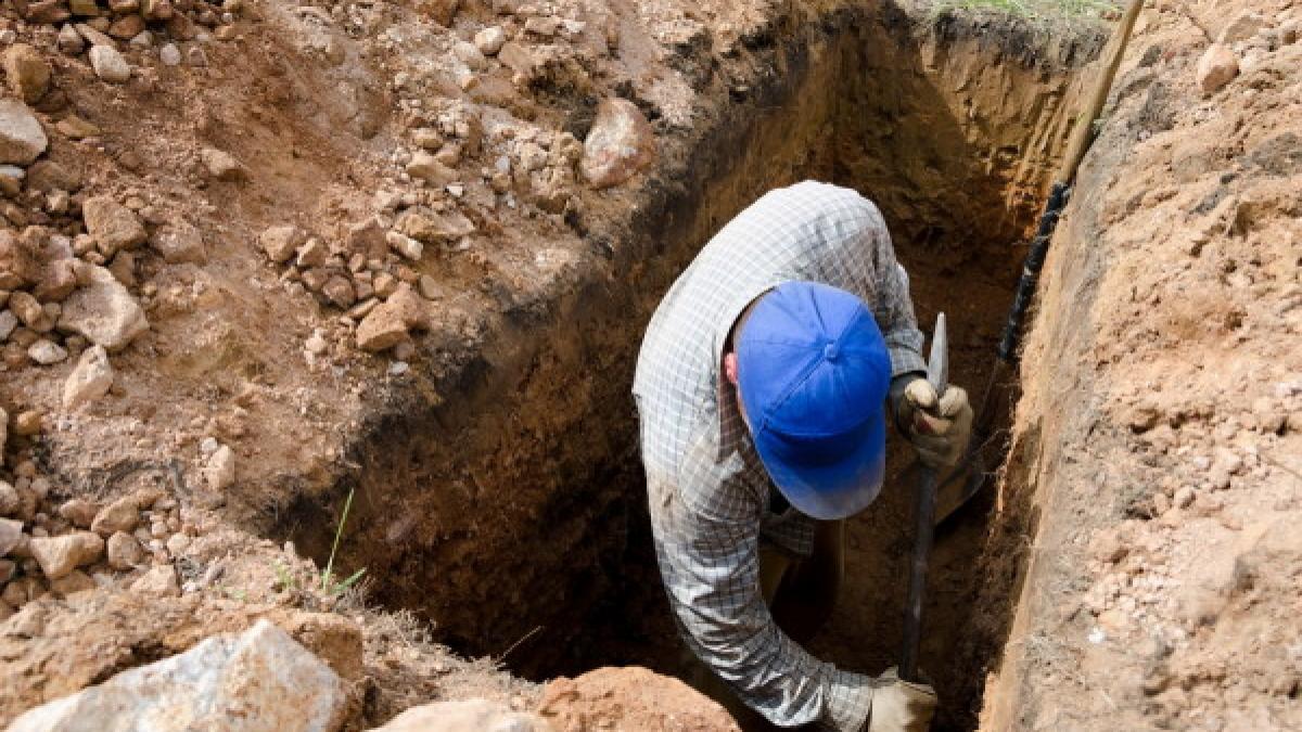 au dezgropat o gravida ce fusese inmormantata in urma cu multi ani ce au gasit in mormant