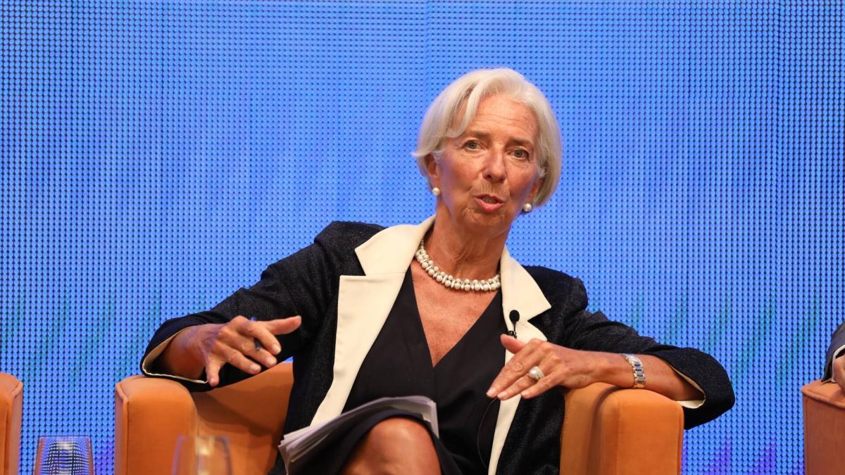 avertisment dur de la directorul fmi ar putea izbucni o noua criza financiara