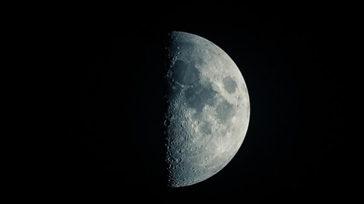 motivul pentru care americanii au vrut sa bombardeze luna in anii 50 de ce a fost oprit proiectul