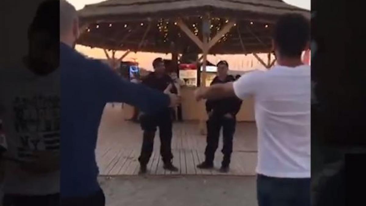 ce se intampla cand vrei sa imbratisezi cu forta un jandarm imagini filmate in romania