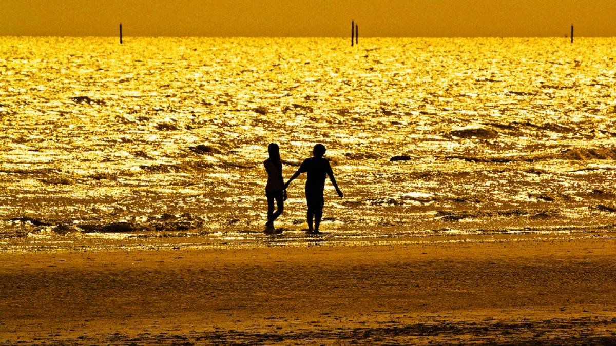 unde faceau strabunicii nostri plaja la malul marii negre cele mai cautate plaje in urma cu un secol