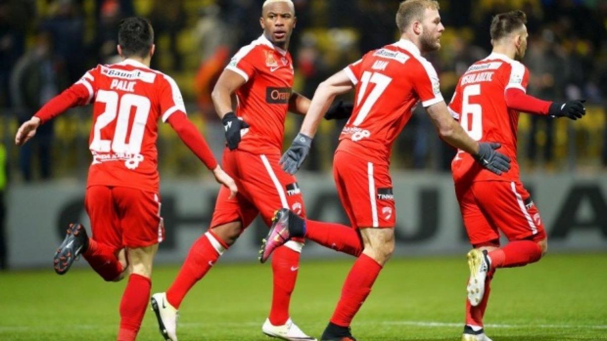 adversari imposibili pentru craiova si dinamo in europa league un gigant al fotbalului vine in