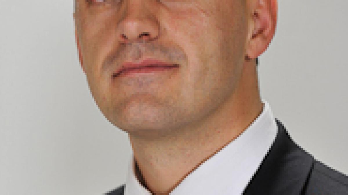 un fost senator pnl a ajuns somer cu acte