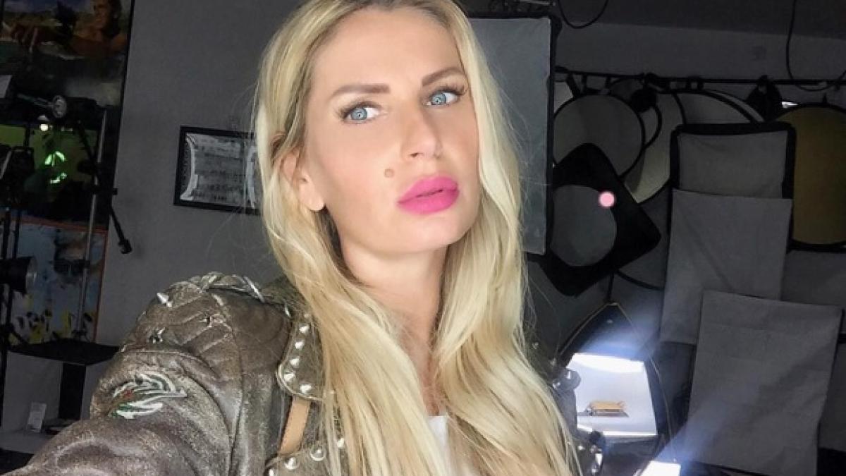 andreea banica raspuns pentru fanii sai de ce nu poarta niciodata sutien