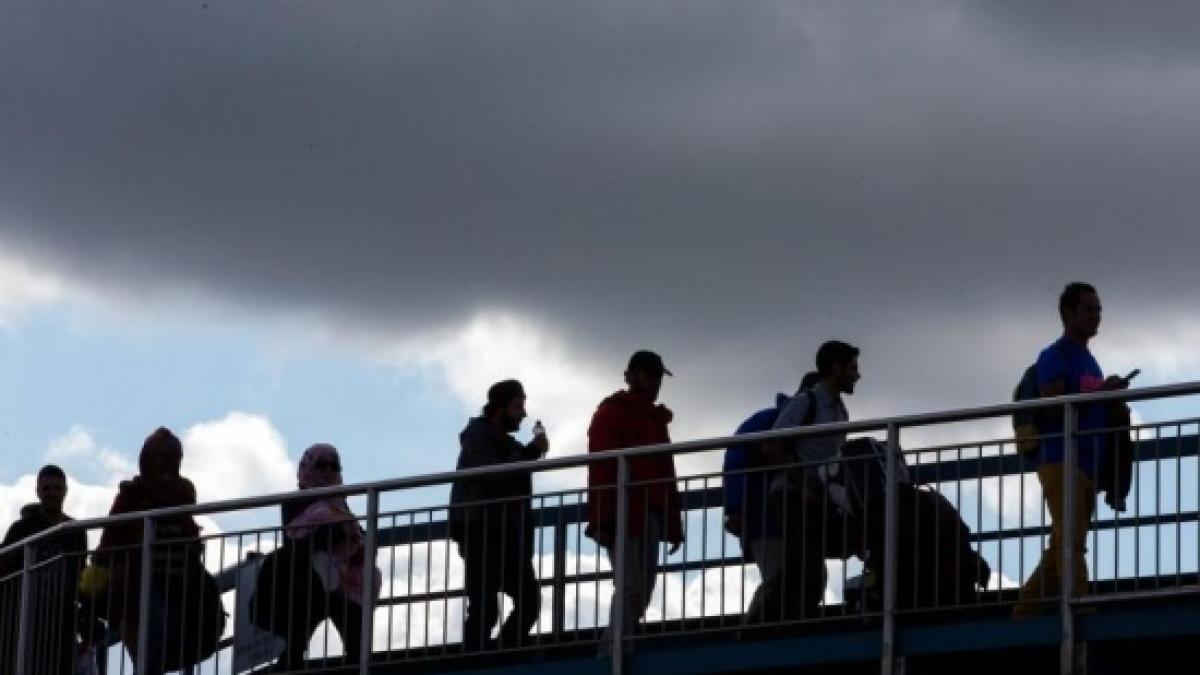 scandal intr un orasel din sua din cauza romanilor sunt acuzati ca isi fac nevoile in strada si