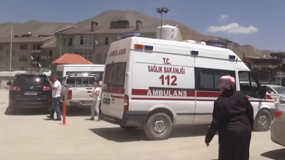 explozie puternica in turcia 17 soldati au fost raniti video