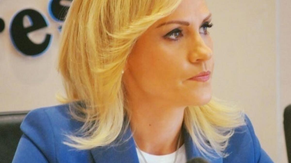 parcarile publice si private vor fi taxate primarul firea din toamna nu se va mai putea parca