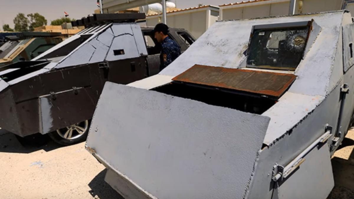 cum arata masinile de lupta ale jihadistilor isis unele par a fi inspirate din filmul mad max video