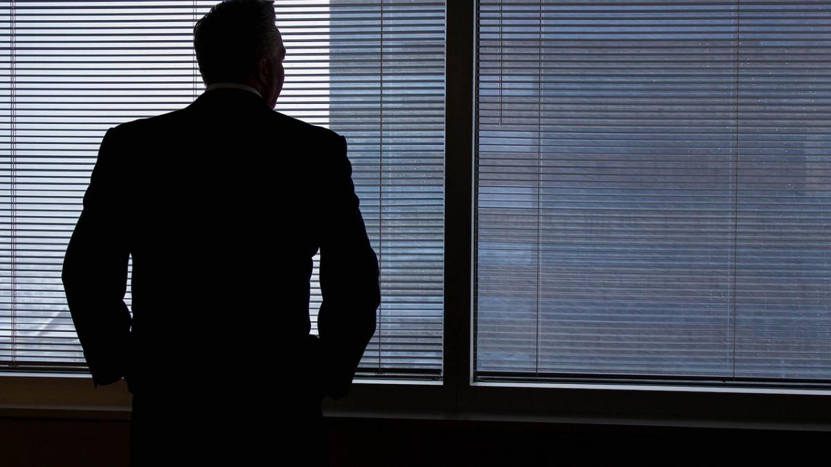 fbi a cautat zeci de ani un mafiot dupa 37 de ani agentii au intrat in casa fostei sale sotii ce au