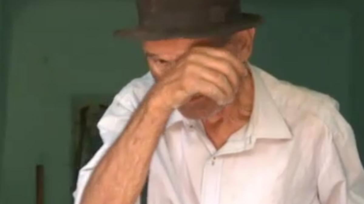 un batran din gorj lupta de luni de zile sa convinga autoritatile ca este in viata cum a ajuns sa