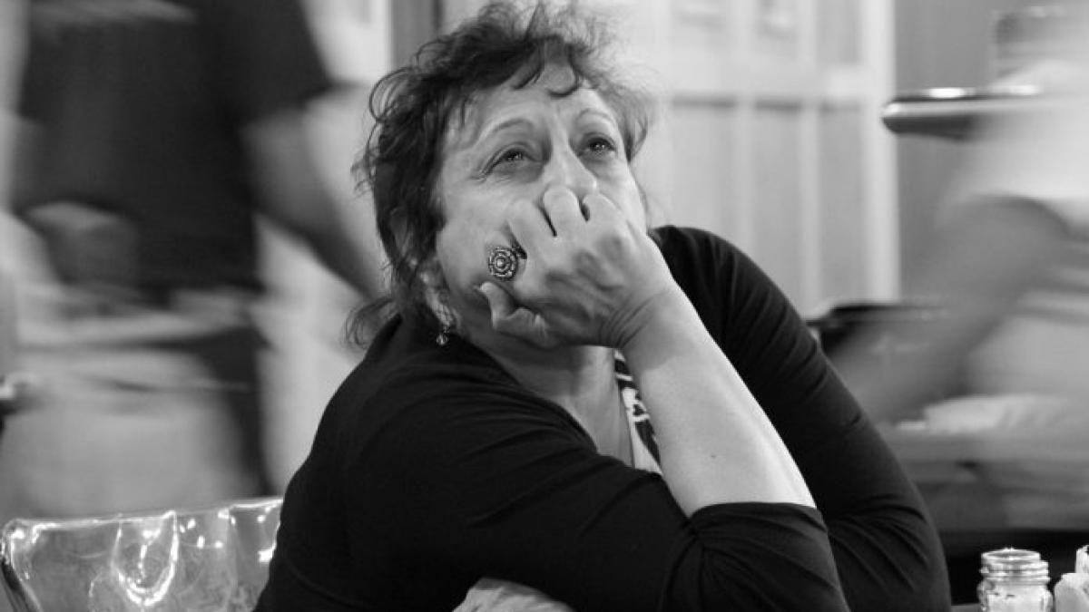 poezia unei romance din diaspora face inconjurul internetului de ce m ai gonit de acasa romanie