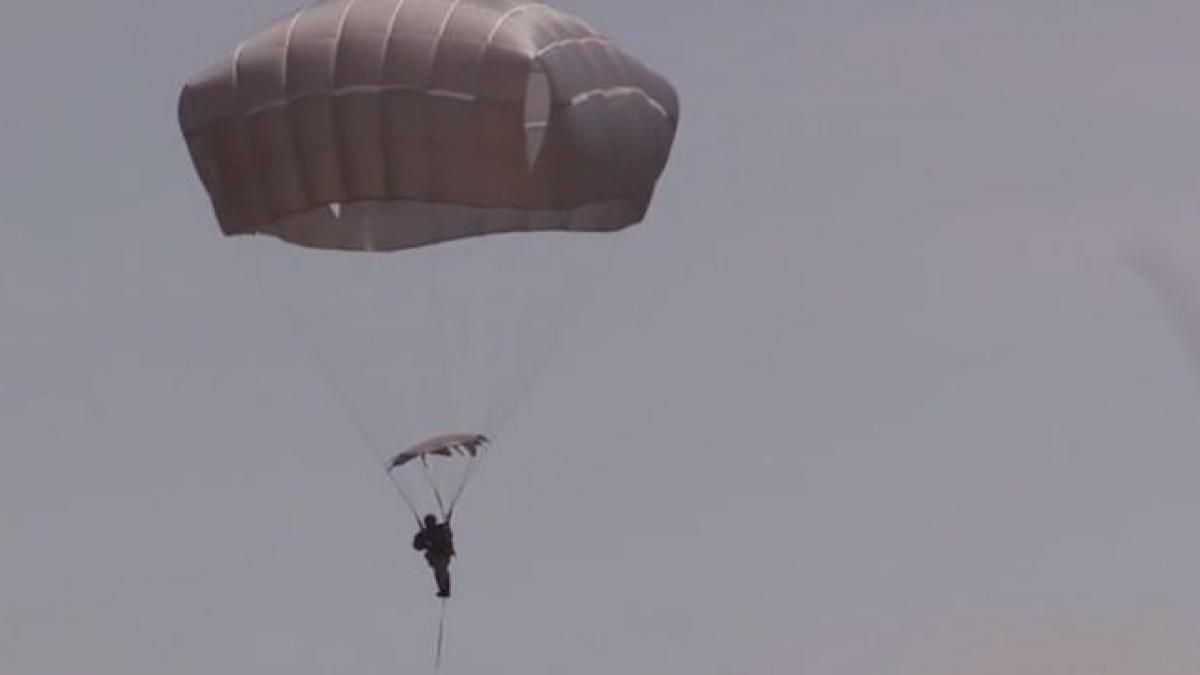 12 militari americani raniti dupa o parasutare soldatii au fost internati la spital