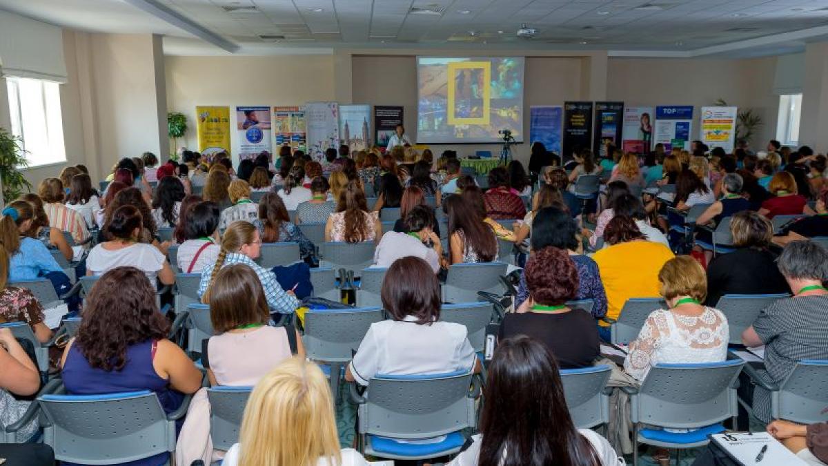 cea de a x a conferinta anuala fischer international pentru profesorii de limba engleza si pentru