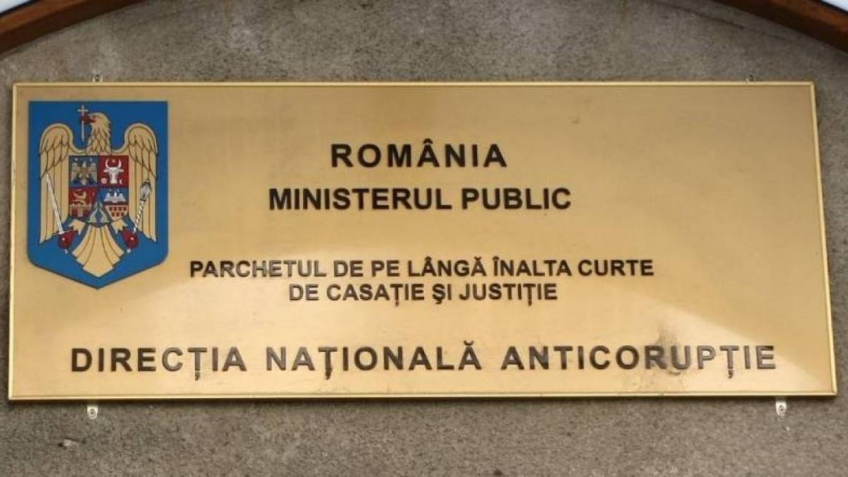 seful serviciului anticoruptie botosani sub control judiciar in dosarul fostului prim procuror al