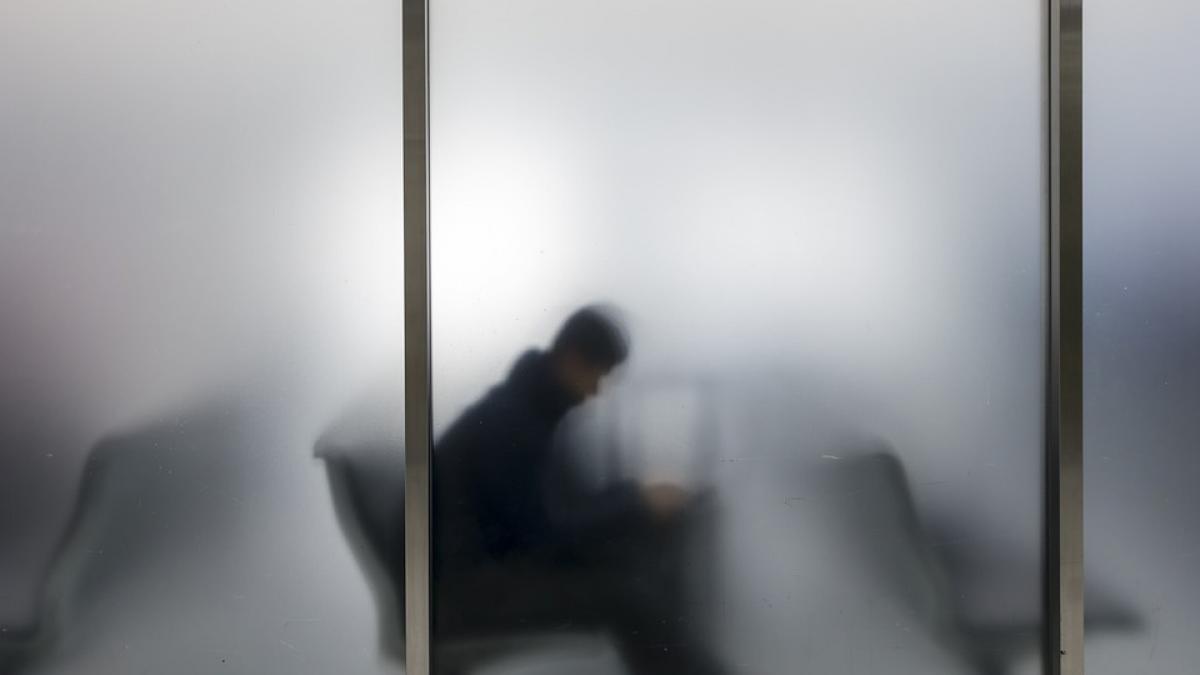 cine e barbatul care a declansat alarma pe aeroportul din cluj ce se va intampla acum cu el