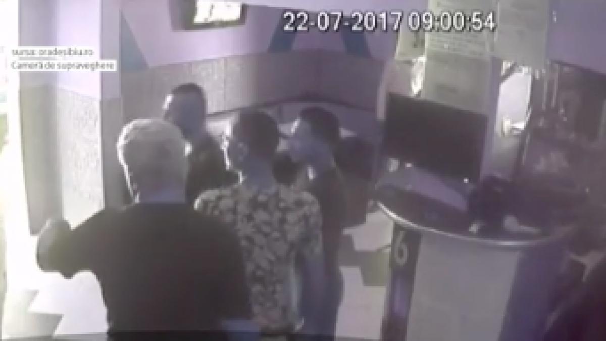 video imagini socante surprinse de camerele de supraveghere ale unui bar din valcea a fost batut