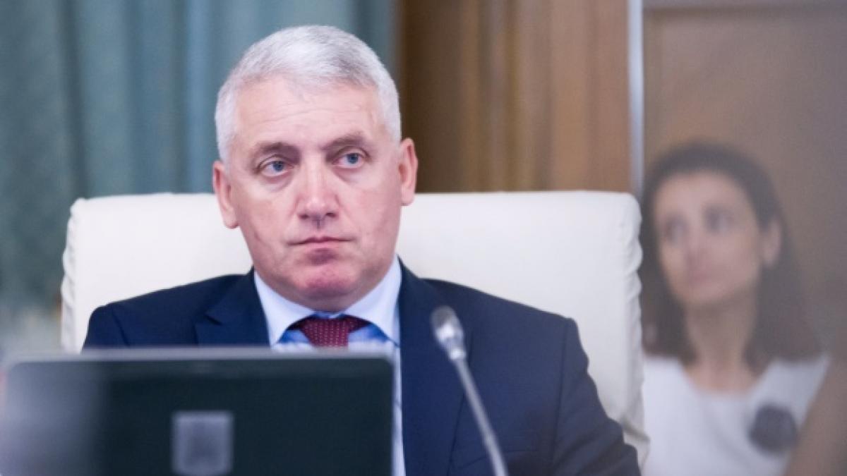 Ministrul Apărării, Adrian Ţuţuianu: Marți aprobăm Planul de înzestrare a Armatei pentru perioada 2017-2026
