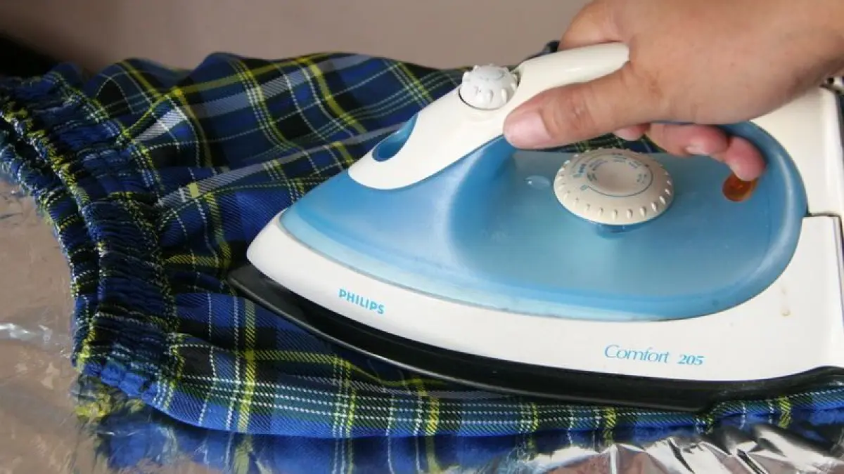 a inceput sa si calce hainele pe o folie de aluminiu vei incerca imediat acest truc