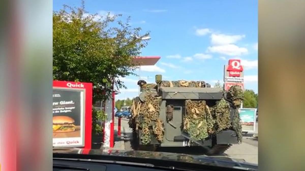 imagini incredibile au mers cu tancul la fast food