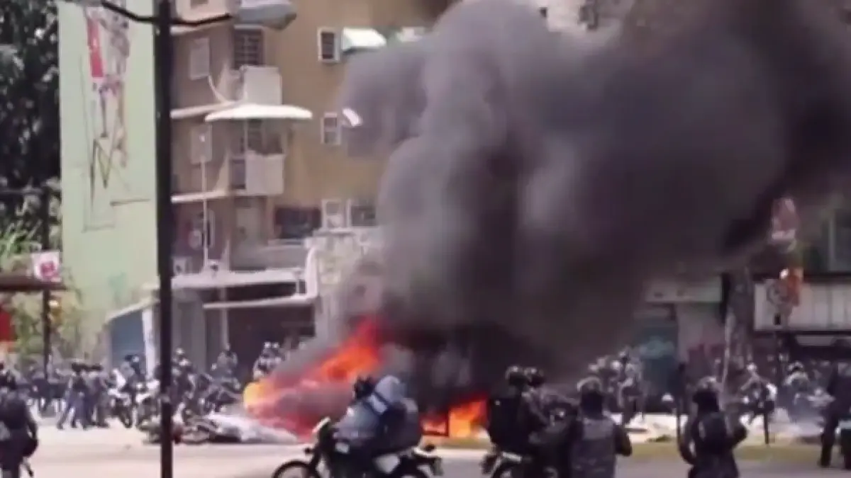 manifestari violente in venezuela mai multi morti si raniti inainte de alegeri video