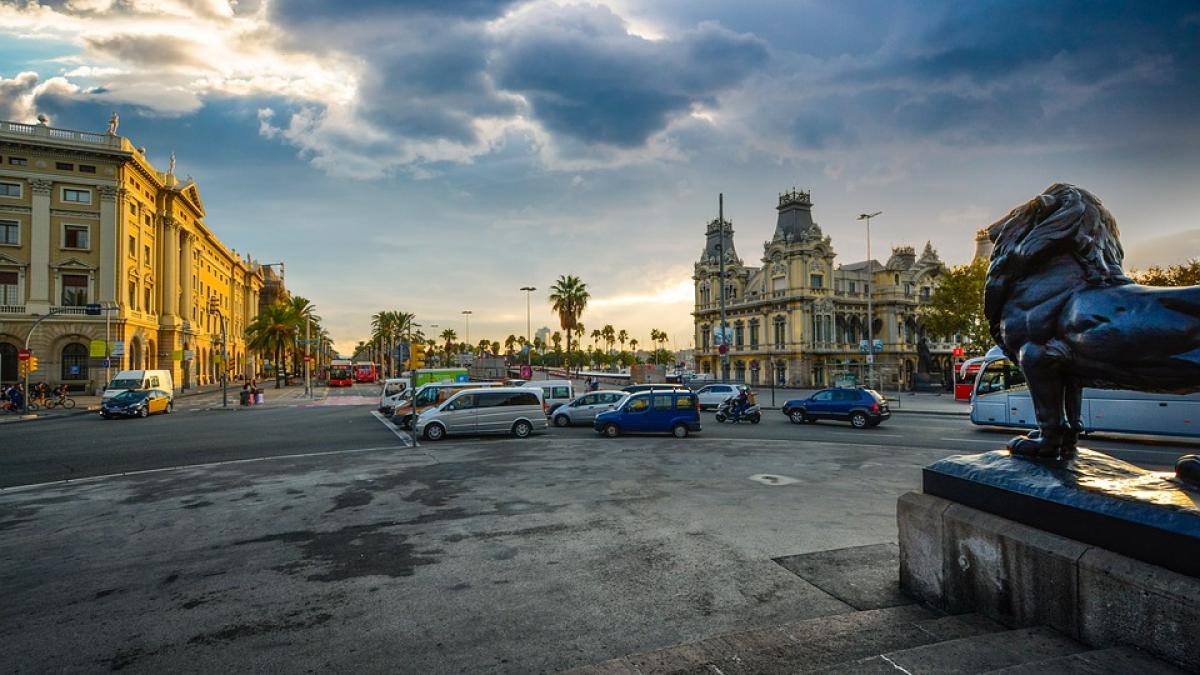 barcelona incearca sa scape de turisti masurile luate de autoritati