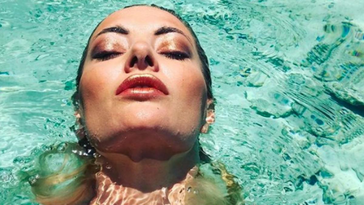 silueta deliei face din nou ravagii cum a aparut artista in vacanta