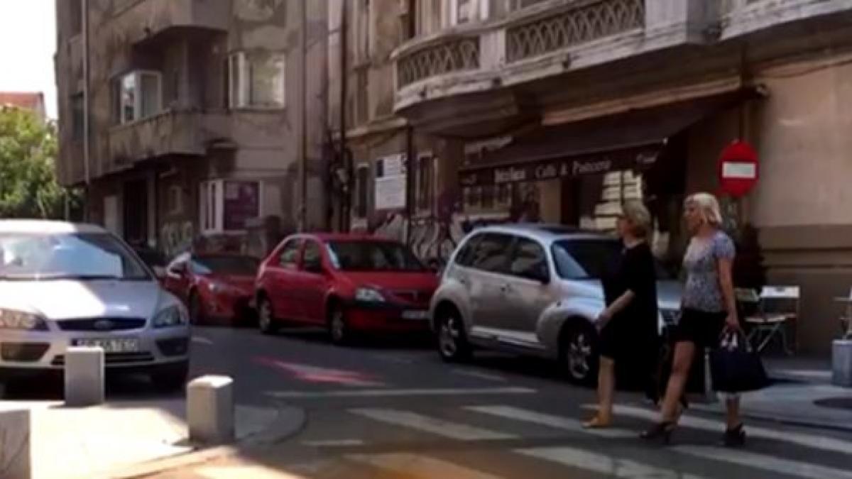 camelia bogdan si cristina guseth surprinse impreuna in bucuresti