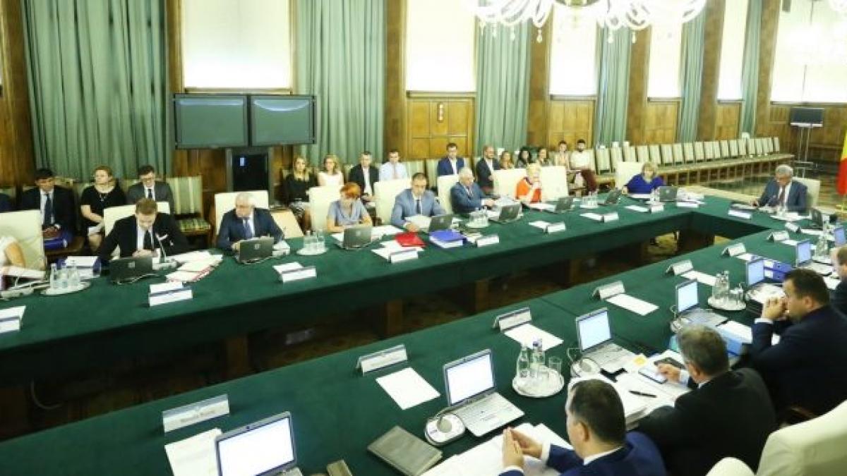 guvernul a decis restituirea taxei pentru inmatricularea masinilor cand vor putea fi recuperati