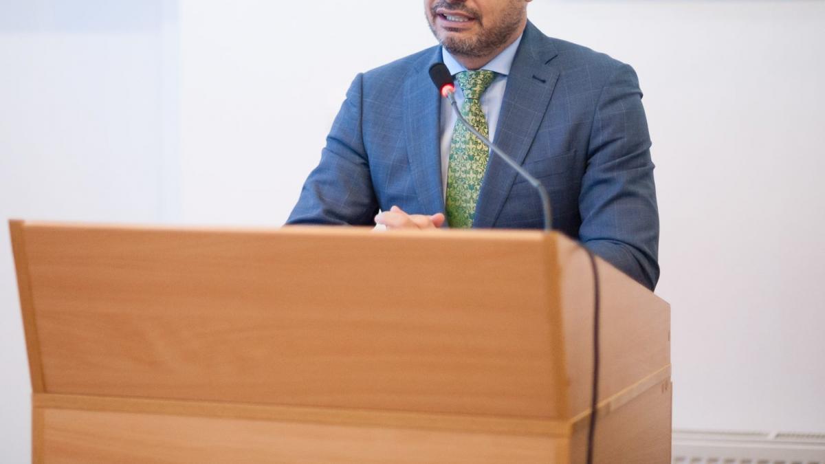 cine este politicianul roman care a slabit 10 kilograme si de ce este ironizat pentru metoda