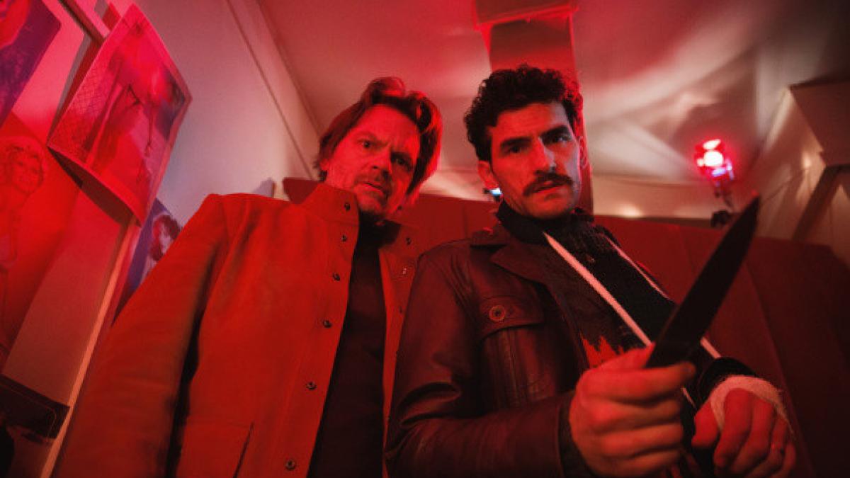 florin piersic jr si corneliu ulici vedete in comrade detective cel mai recent succes de la