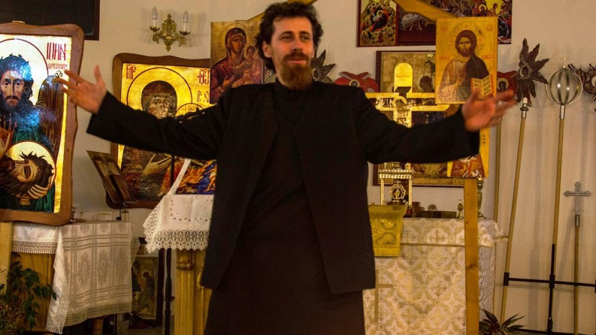 un preot din cluj despre untold ati spurcat orasul nostru untold e inchinat lui satan