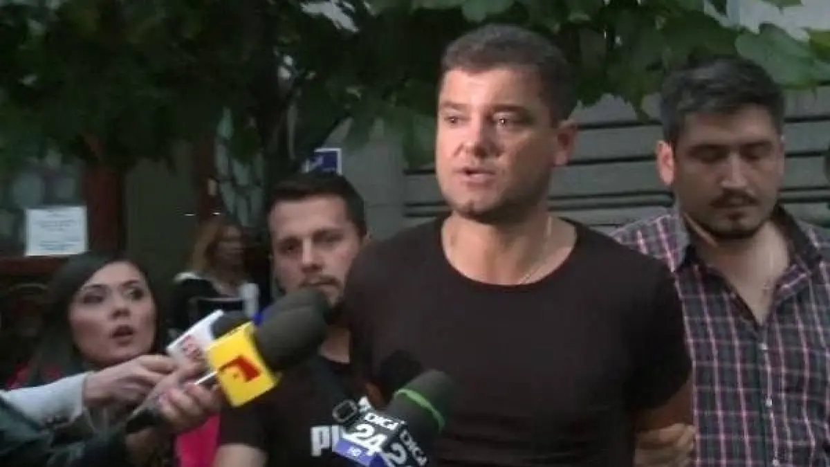 cristian boureanu vizitat de iubita si fiica sa a fost foarte bucuros ca ne a vazut