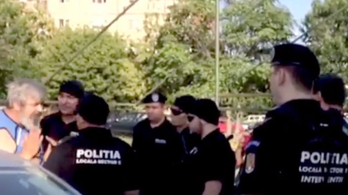 actor de comedie lupta ca n ring cu politia locala 14 agenti s au chinuit sa l imobilizeze