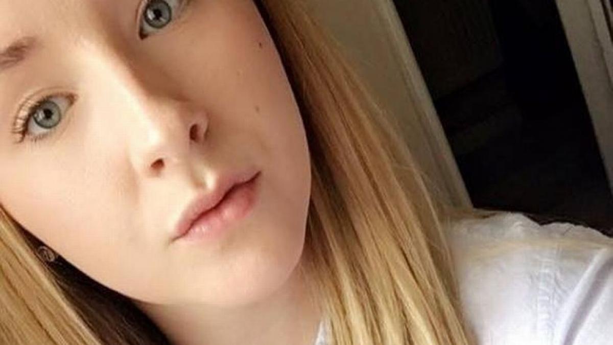 se plimba pe o plaja din bulgaria si a decis sa isi faca un tatuaj ce a urmat e ingrozitor