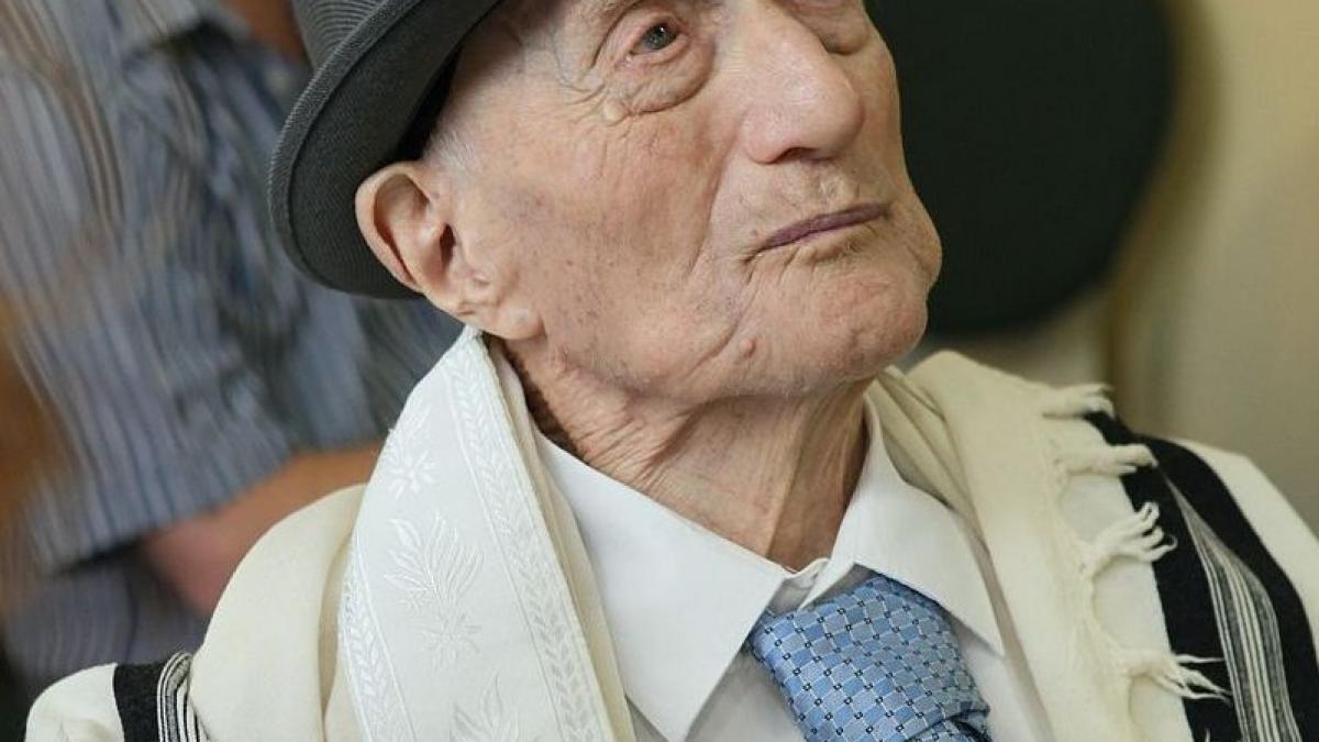 a murit cel mai batran barbat de pe planeta la varsta de 113 ani