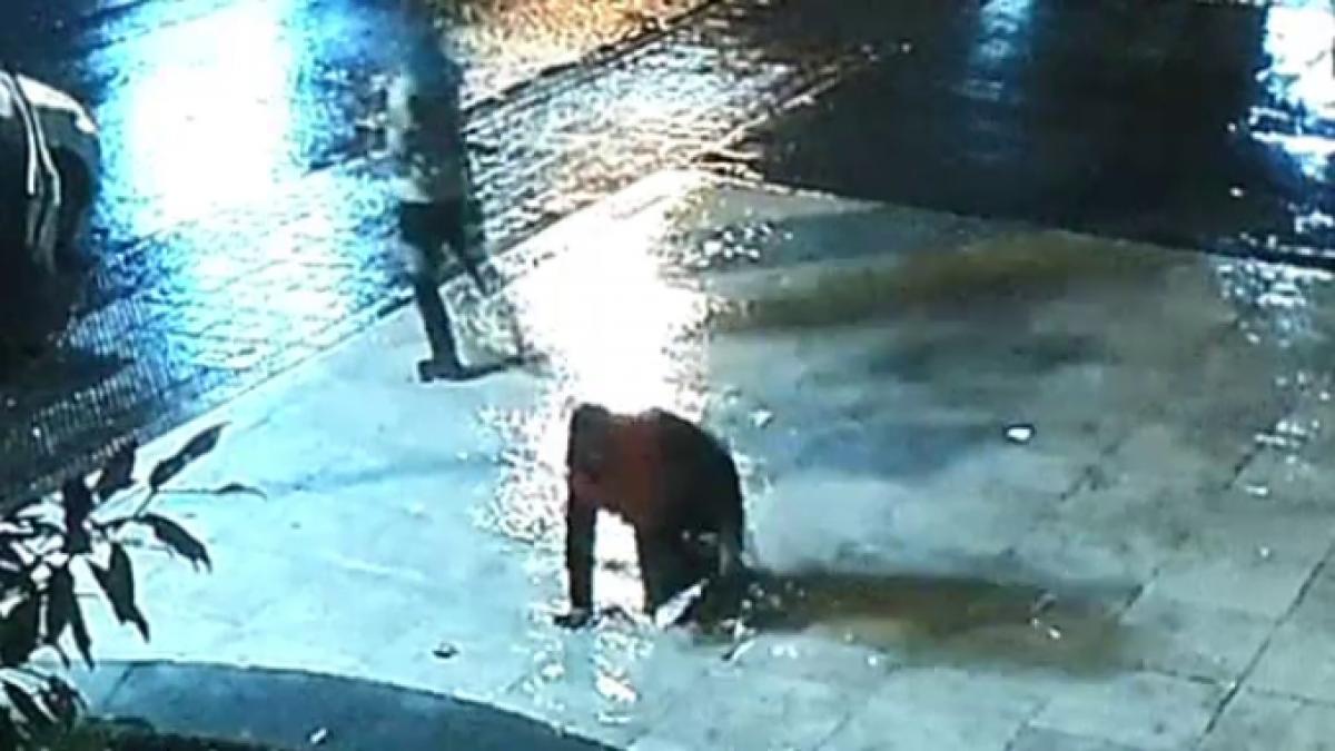 jaf de cascadorii rasului ce au patit 3 hoti dupa ce au spart un magazin de haine scumpe