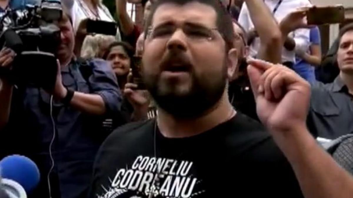 unul dintre organizatorii marsului rasist din charlottesville se declara admirator al garzii de fier