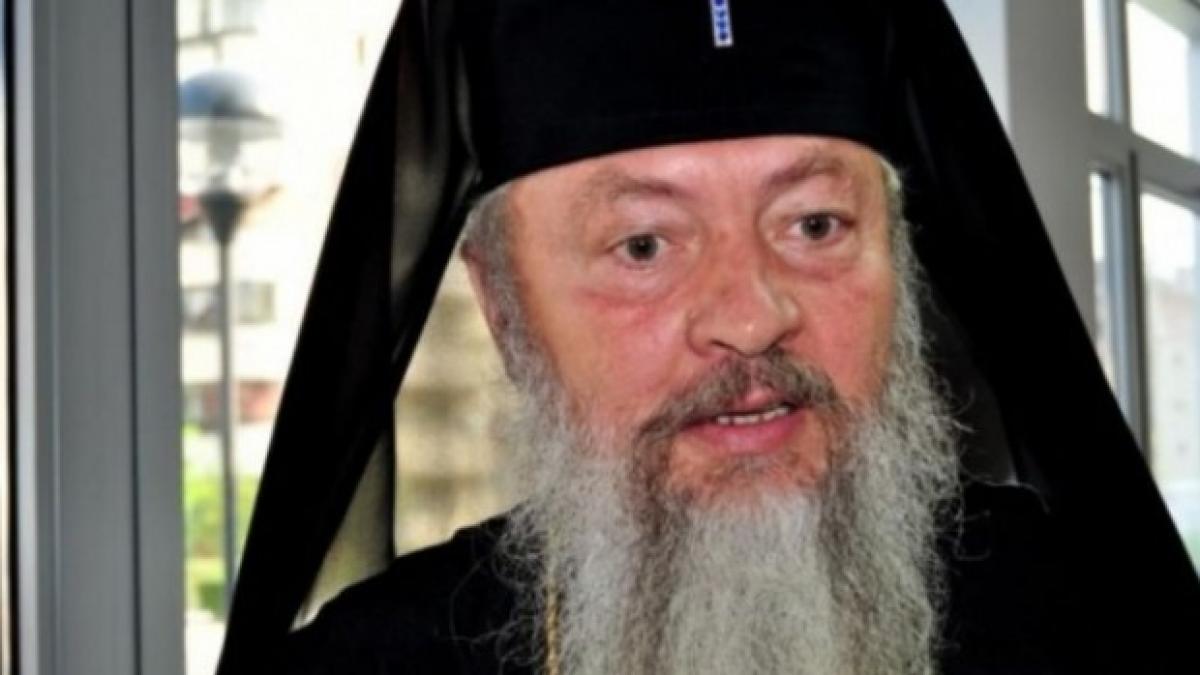 mitropolitul andrei andreicut ii cerem maicii domnului sa faca pace in lume ne ingrijoreaza