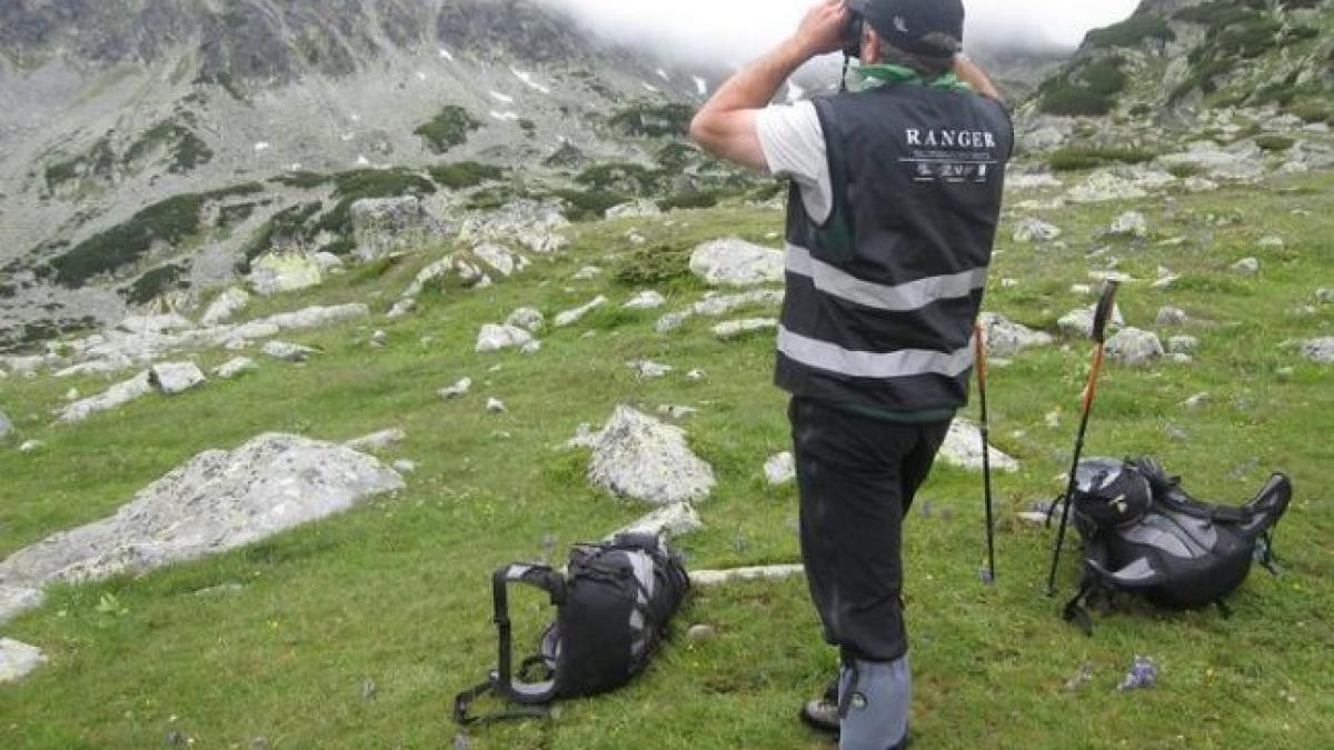 tragedie in muntii retezat a murit rangerul david bernat