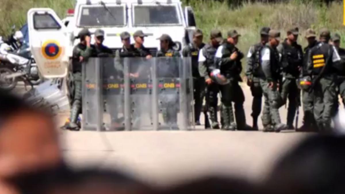 revolta intr o inchisoare din venezuela cel putin 37 de persoane au fost ucise video