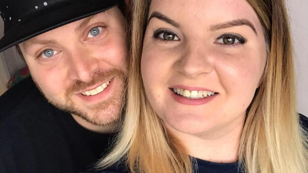 cu o seara inainte iubita lui bause prea mult asa ca a decis sa o pedepseasca in timp ce femeia