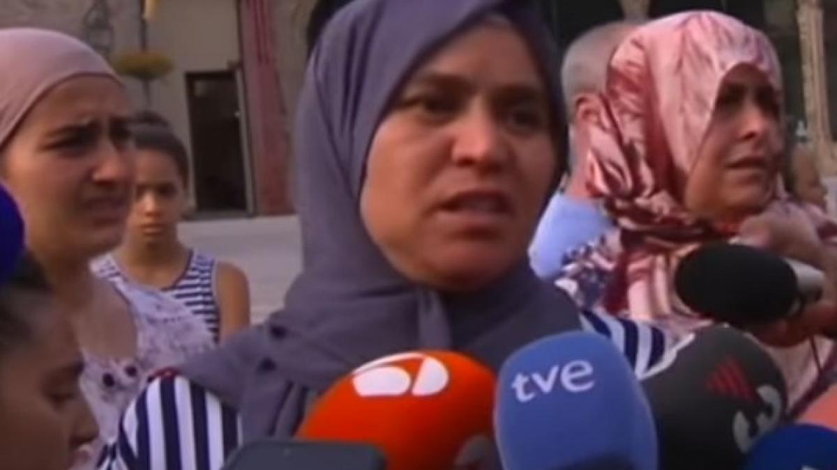 este gresit sa ucizi oameni mesajul transmis de mama teroristului din barcelona fiului ei video