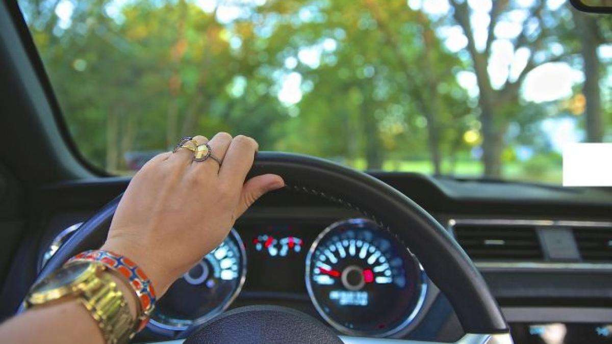 aveti grija cand va lasati numarul de telefon in parbriz ce a patit o tanara din bucuresti