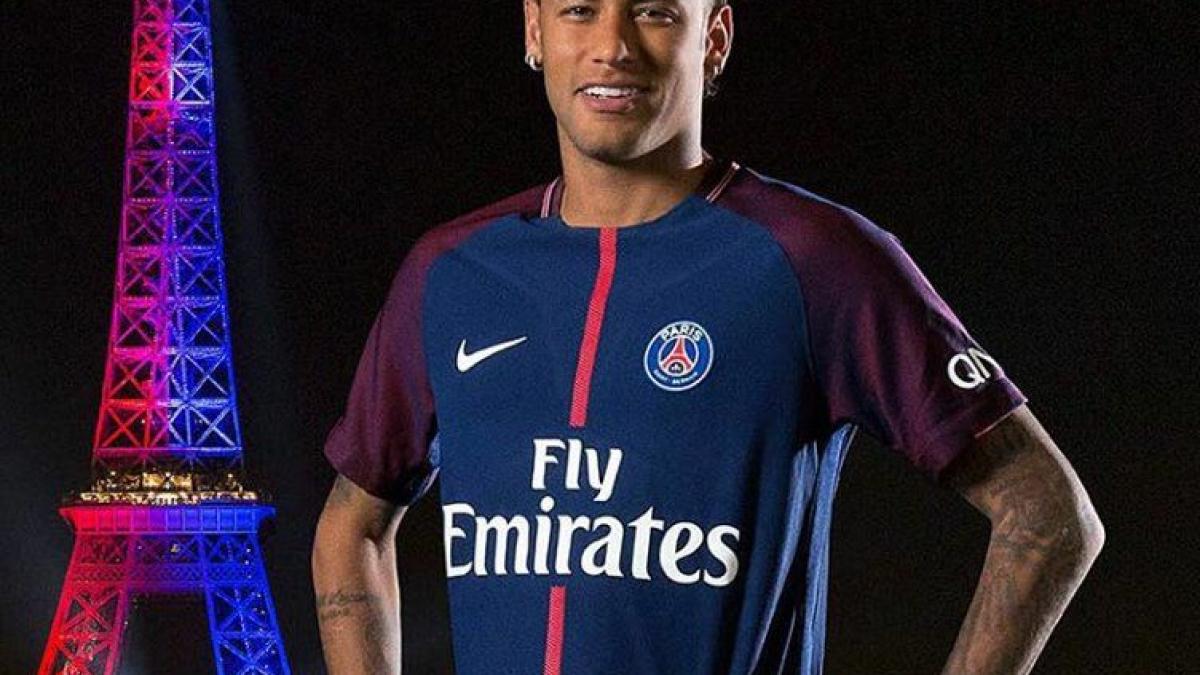 Barcelona l-a dat în judecată pe Neymar