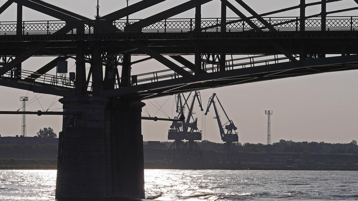 inca un pod peste dunare giurgiu ruse nu mai face fata traficului intens