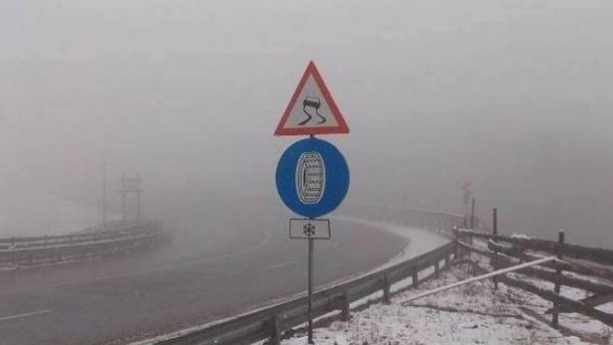 orasul din romania in care a nins azi noapte stratul de zapada este de cinci centimetri