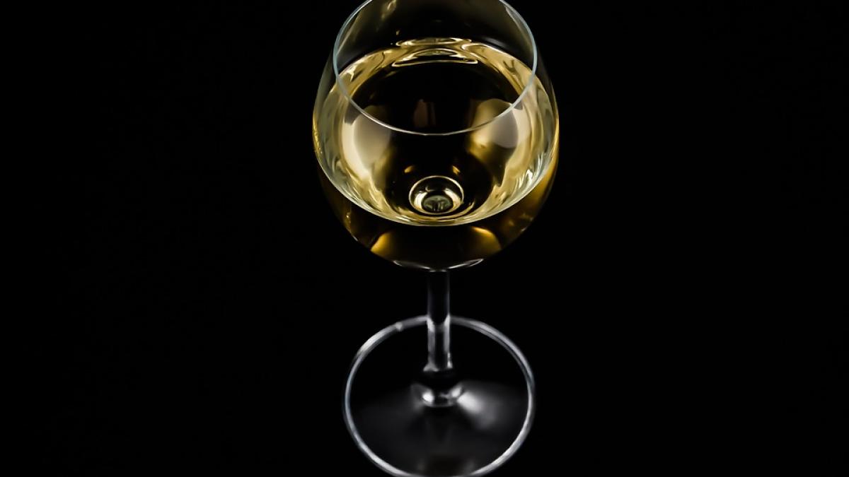 s a descoperit un efect nebanuit al vinului la ce poate ajuta