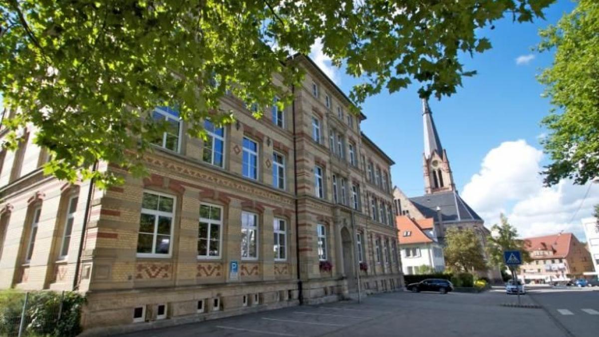 orasul din germania in care un sfert din locuitori sunt romani