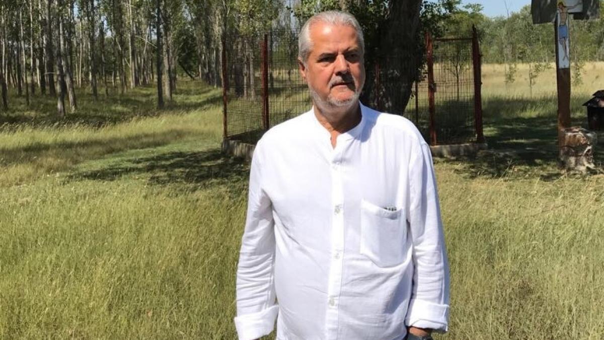 adrian nastase a vizitat o manastire renumita ce revelatie a fost acolo fostul premier are legatura