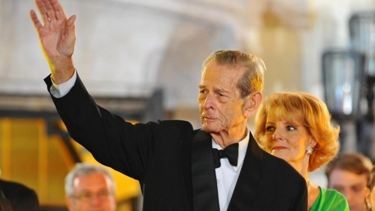 de ce fotografiile cu regele mihai nu vor mai fi publicate